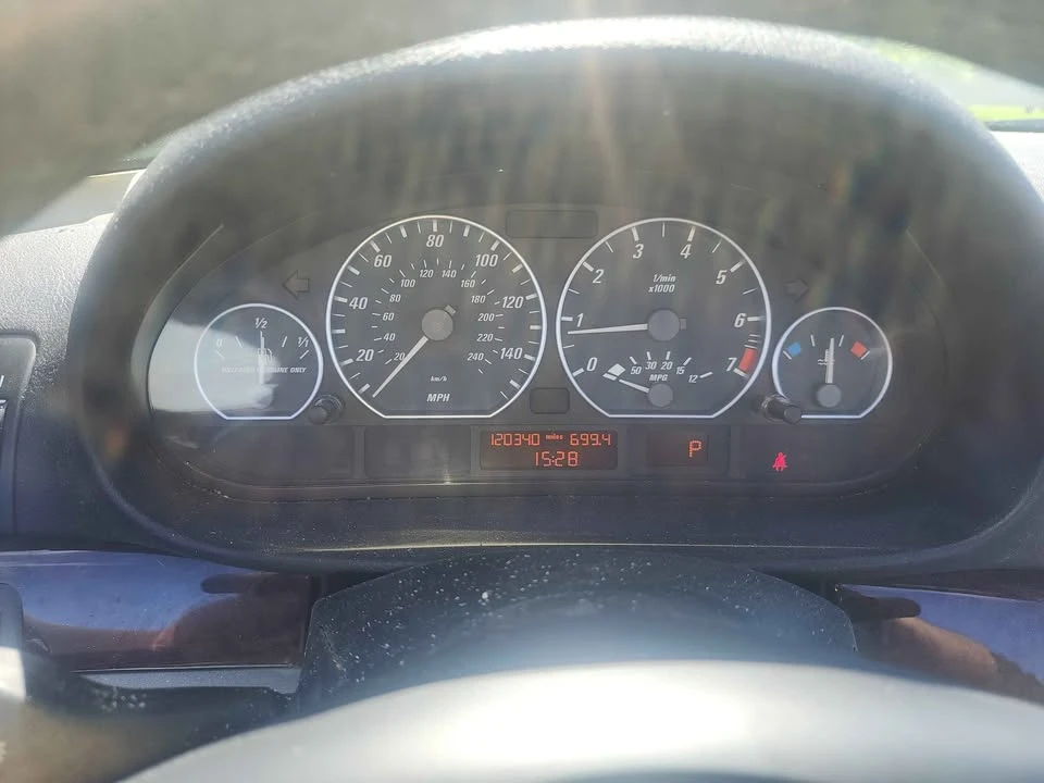 2004 BMW E46 330i & 330Ci - Image 8 of 11