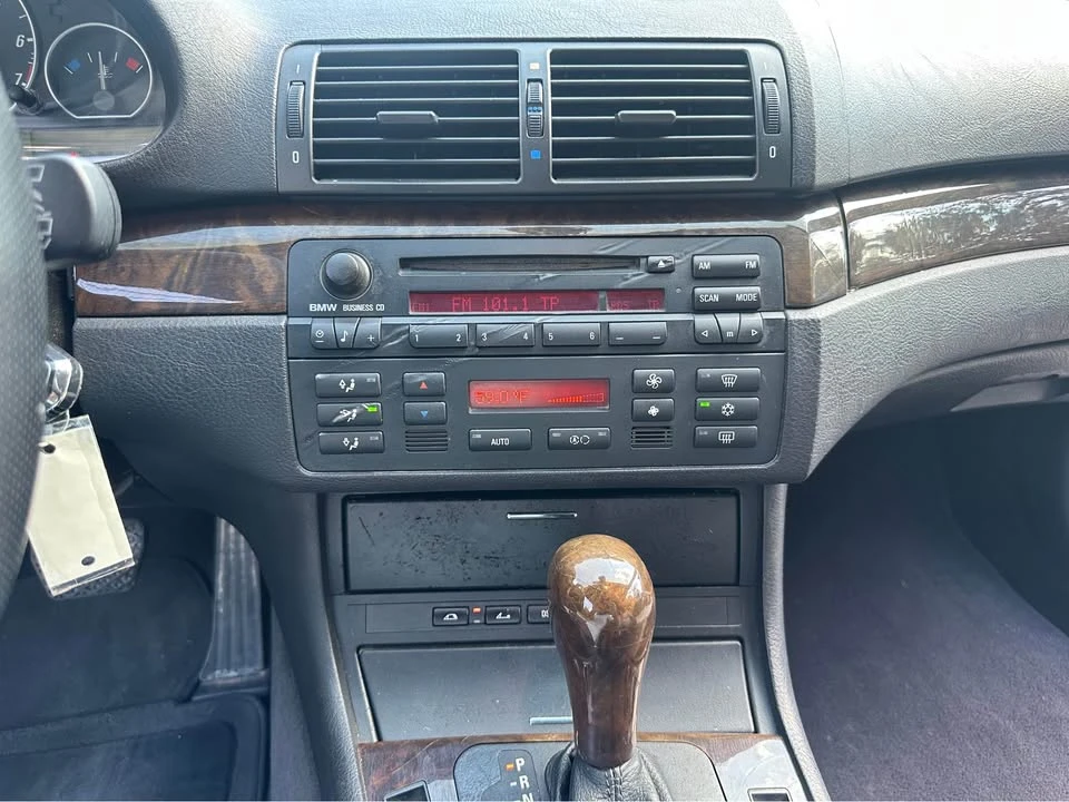 2004 BMW E46 330i & 330Ci - Image 12 of 13