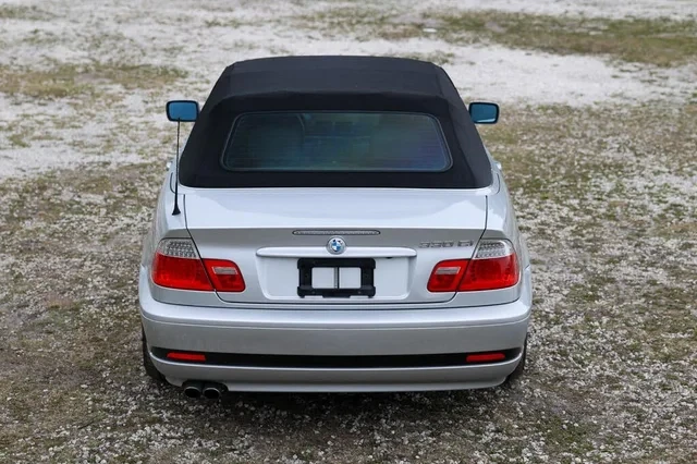 2004 BMW E46 330i & 330Ci - Image 9 of 19