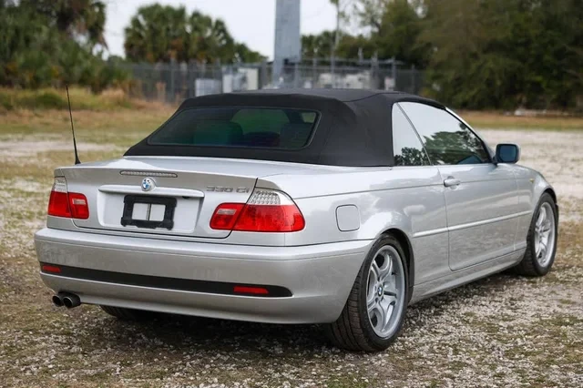 2004 BMW E46 330i & 330Ci - Image 10 of 19