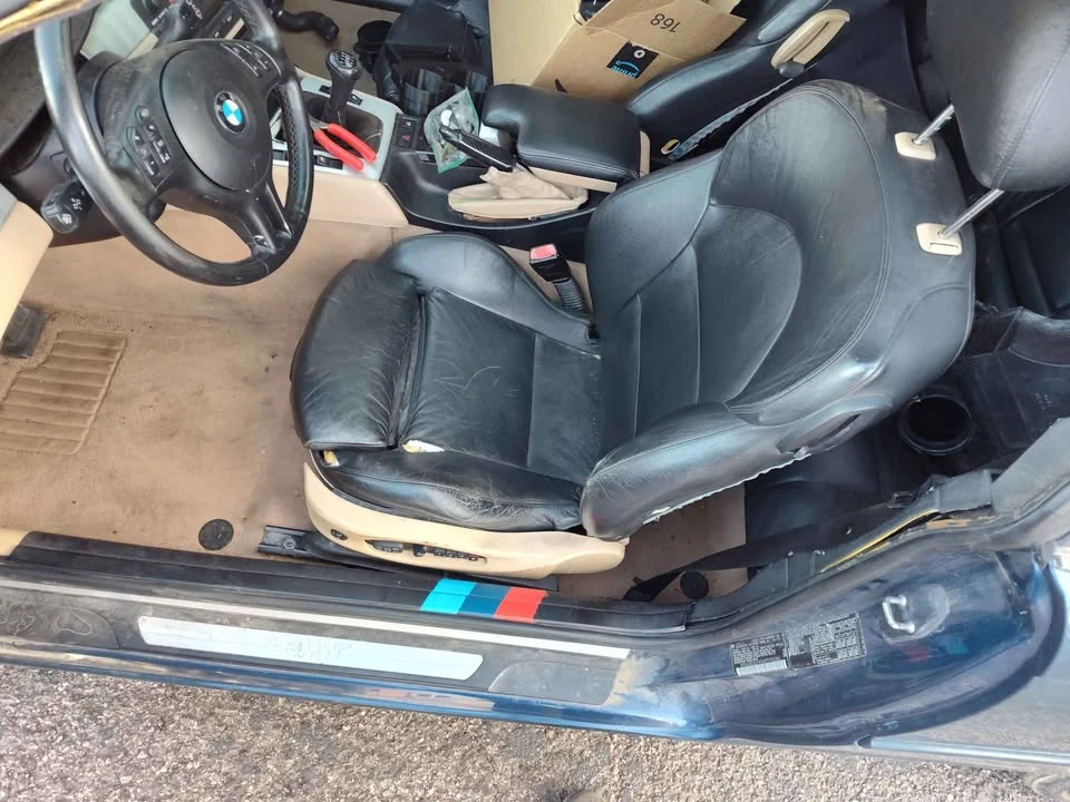 2004 BMW E46 330i & 330Ci - Image 9 of 12