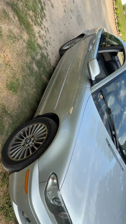 2004 BMW E46 330i & 330Ci - Image 2 of 4