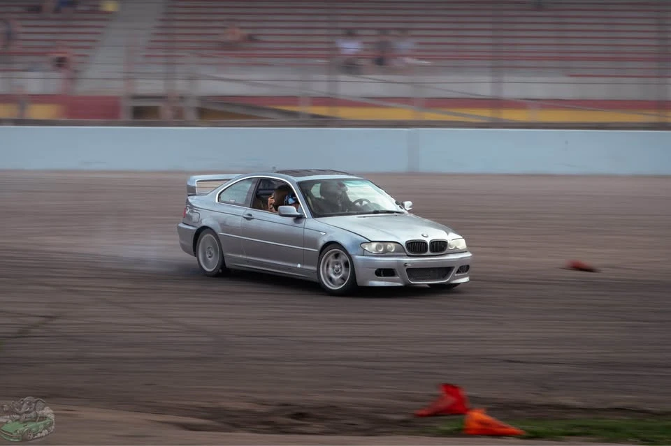 2004 BMW E46 330i & 330Ci - Image 4 of 12