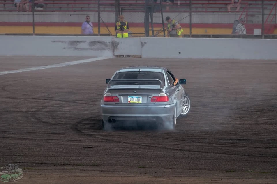 2004 BMW E46 330i & 330Ci - Image 5 of 12