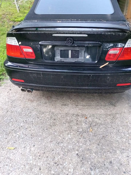 2004 BMW E46 330i & 330Ci - Image 2 of 5