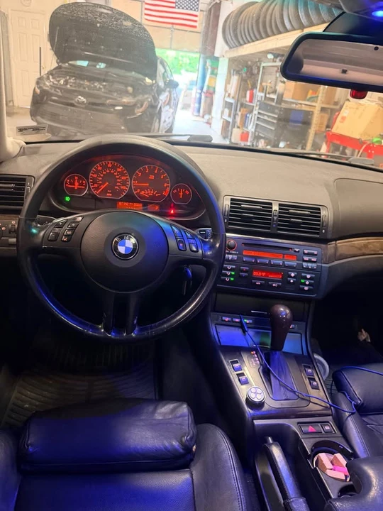 2004 BMW E46 330i & 330Ci - Image 6 of 12