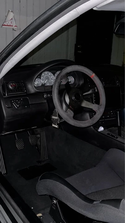 2004 BMW E46 330i & 330Ci - Image 5 of 6