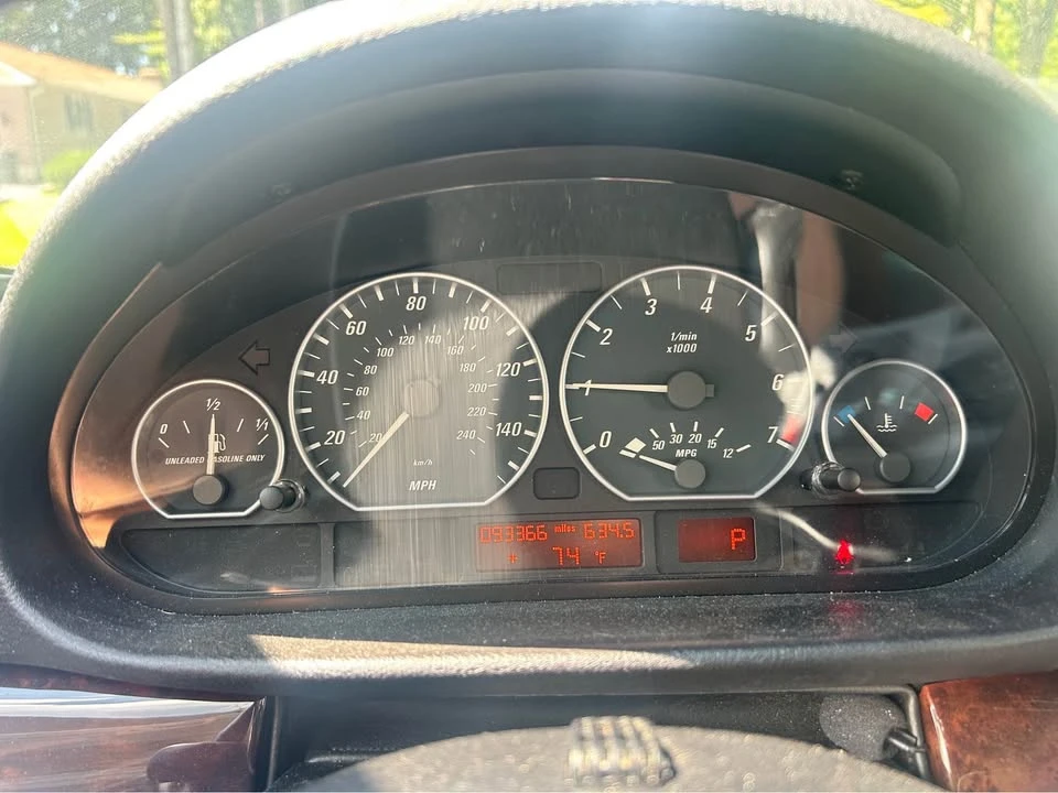 2004 BMW E46 330i & 330Ci - Image 9 of 10
