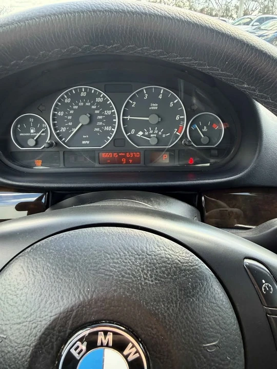 2004 BMW E46 330i & 330Ci - Image 8 of 17