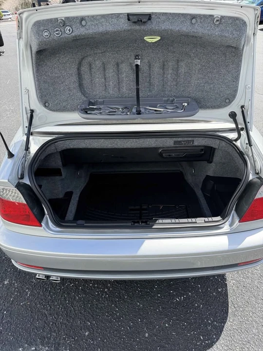 2004 BMW E46 330i & 330Ci - Image 17 of 17