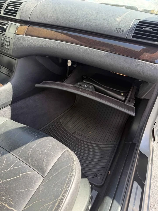 2004 BMW E46 330i & 330Ci - Image 14 of 17