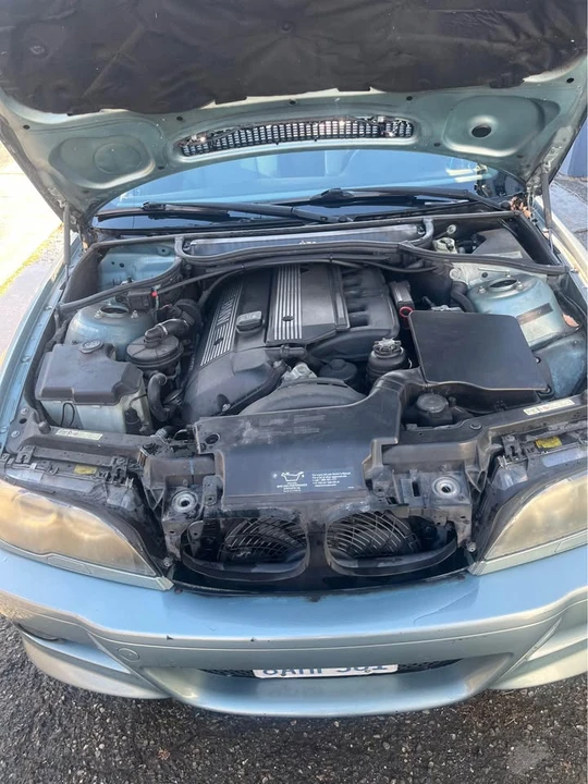 2004 BMW E46 330i & 330Ci - Image 2 of 8