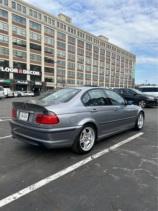 2004 BMW E46 330i & 330Ci - Image 4 of 13