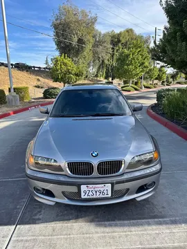 2004 BMW 3 Series 330i Sedan 4D
