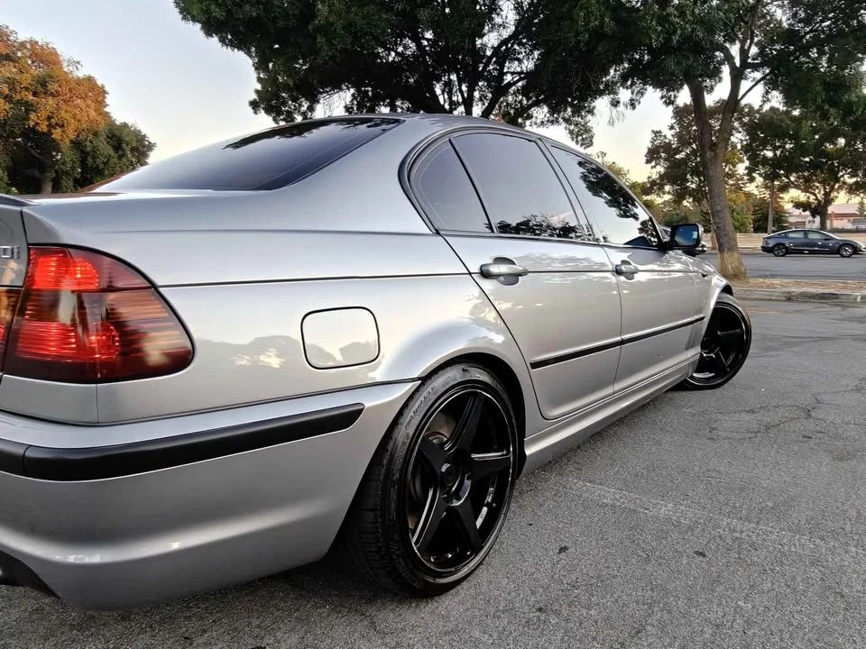 2004 BMW E46 330i & 330Ci - Image 2 of 20