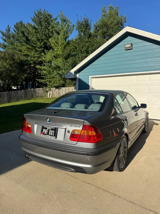 2004 BMW E46 330i & 330Ci - Image 3 of 6