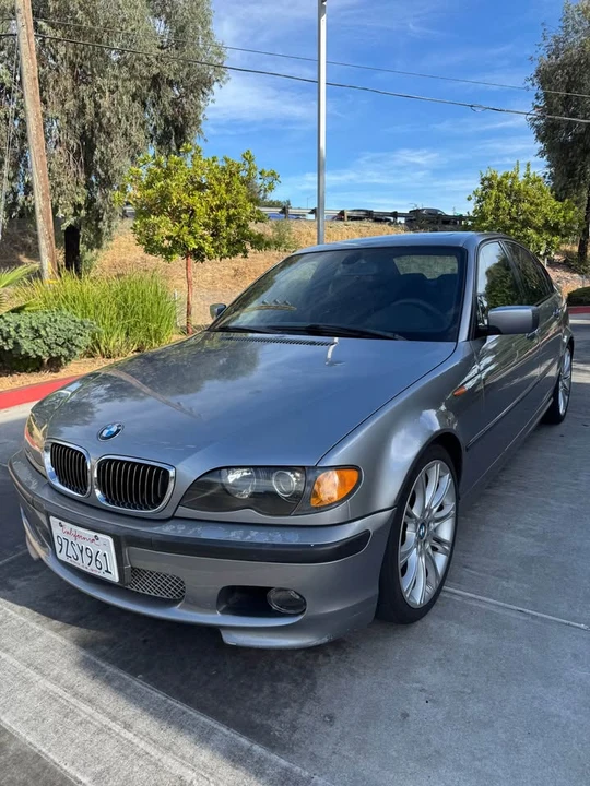 2004 BMW E46 330i & 330Ci - Image 2 of 16