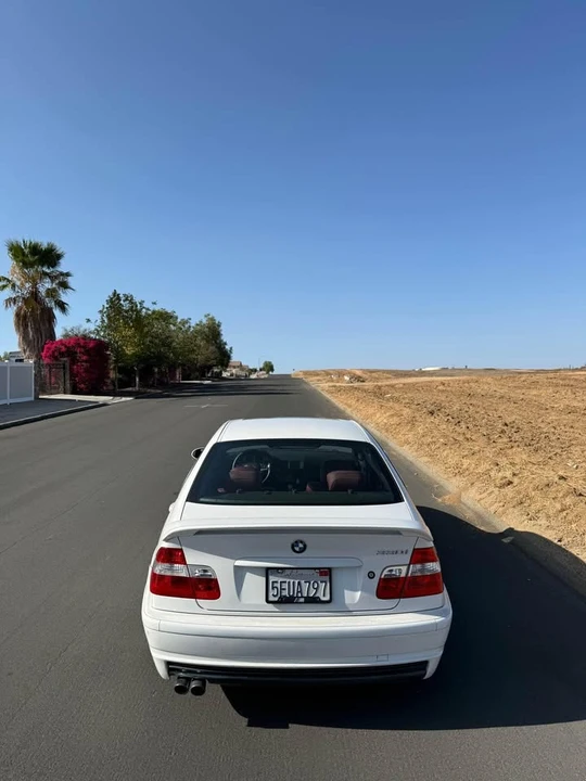 2004 BMW E46 330i & 330Ci - Image 4 of 11