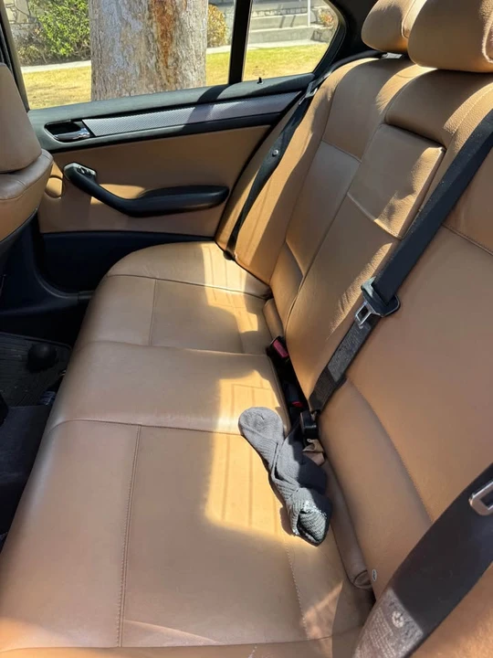 2004 BMW E46 330i & 330Ci - Image 4 of 5