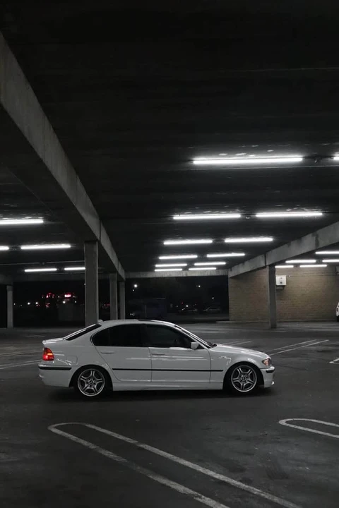2004 BMW E46 330i & 330Ci - Image 7 of 8