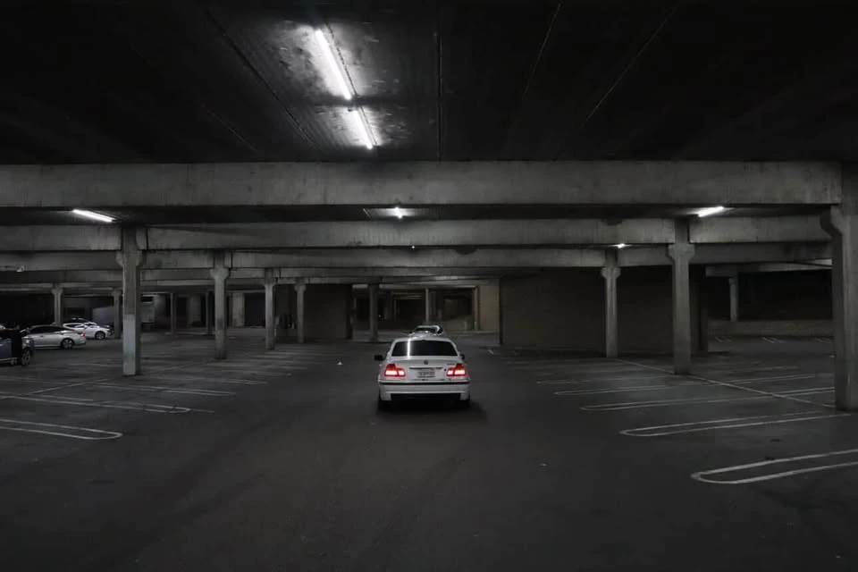 2004 BMW E46 330i & 330Ci - Image 6 of 8