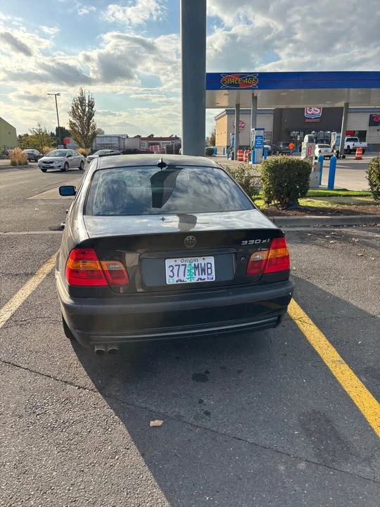 2004 BMW E46 330i & 330Ci - Image 2 of 7
