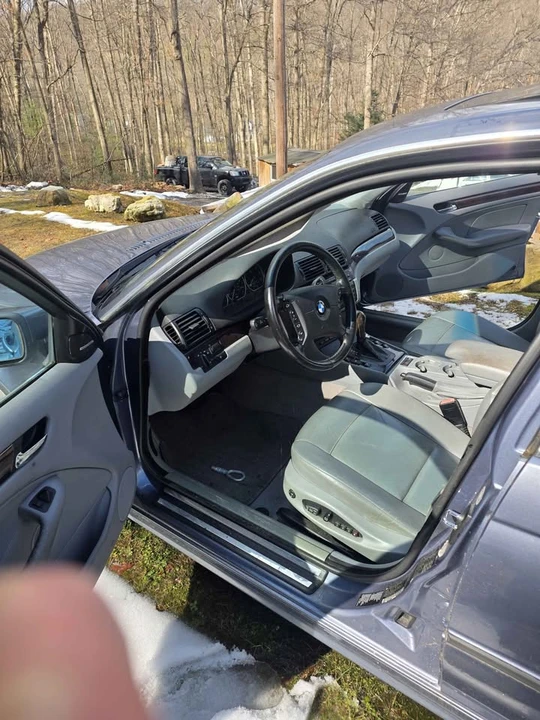 2004 BMW E46 330i & 330Ci - Image 2 of 5