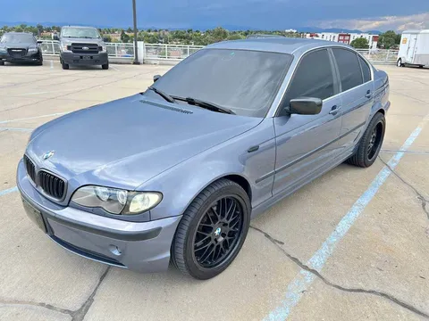 2004 BMW 3 Series 330xi AWD Sedan 4D