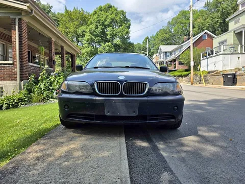 2004 BMW 3 Series 330xi AWD Sedan 4D