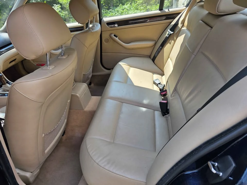2004 BMW E46 330i & 330Ci - Image 9 of 13