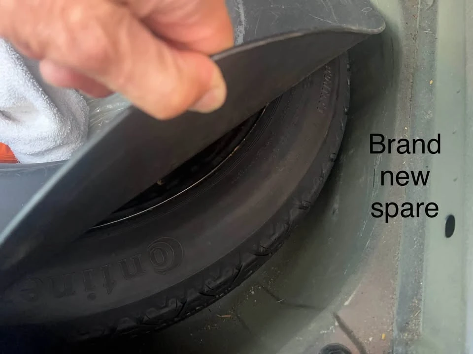 2004 BMW E46 330i & 330Ci - Image 16 of 20