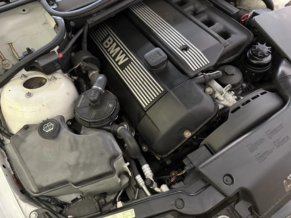 2004 BMW E46 3 Series - Image 16 of 20