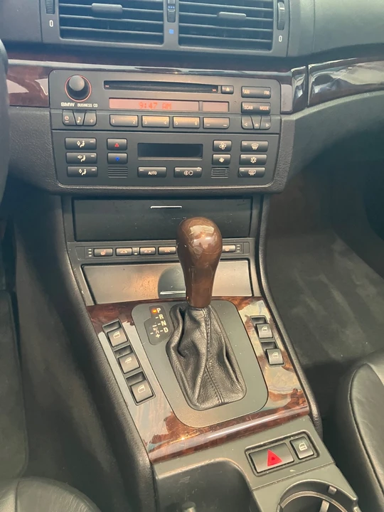 2004 BMW E46 3 Series - Image 9 of 17