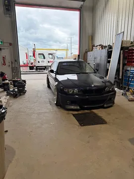 2004 BMW 330ci