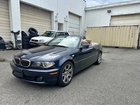 2004 BMW 325i Convertible
