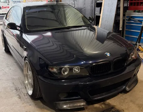 2004 BMW 330ci