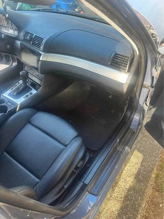 2004 BMW E46 3 Series - Image 10 of 11