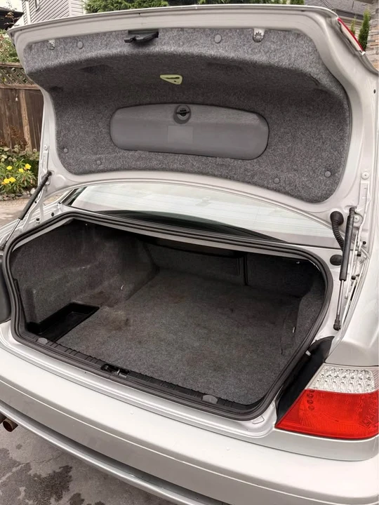 2004 BMW E46 3 Series - Image 9 of 12