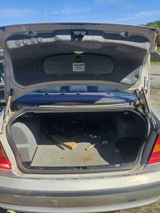 2004 BMW E46 3 Series - Image 2 of 17