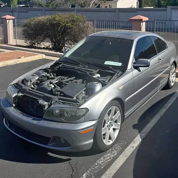 2004 BMW 325Ci Coupe