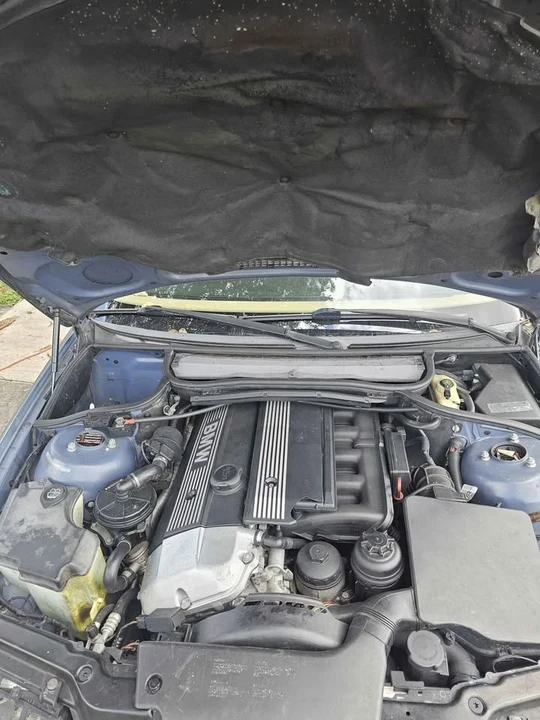 2004 BMW E46 3 Series - Image 8 of 17