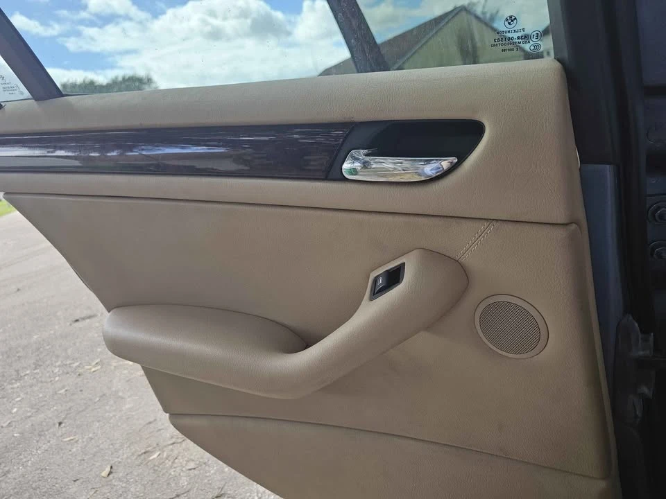 2004 BMW E46 3 Series - Image 4 of 17
