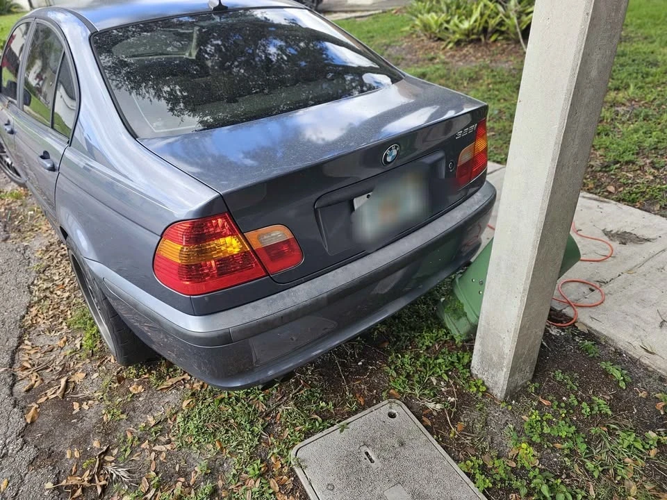 2004 BMW E46 3 Series - Image 11 of 17