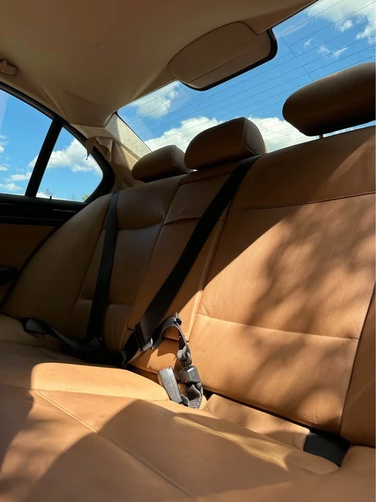 2004 BMW E46 3 Series - Image 10 of 12