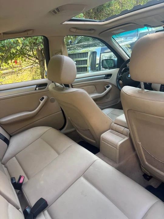 2004 BMW E46 3 Series - Image 3 of 11