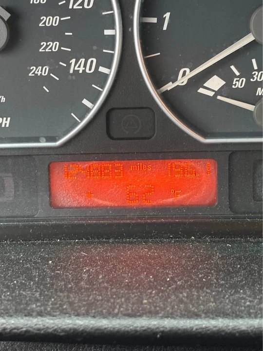 2004 BMW E46 330i & 330Ci - Image 9 of 10