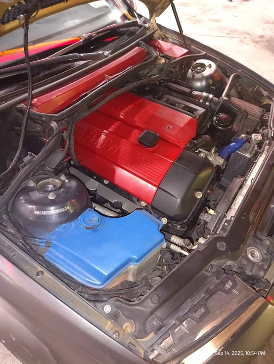 2004 BMW E46 330i & 330Ci - Image 13 of 19