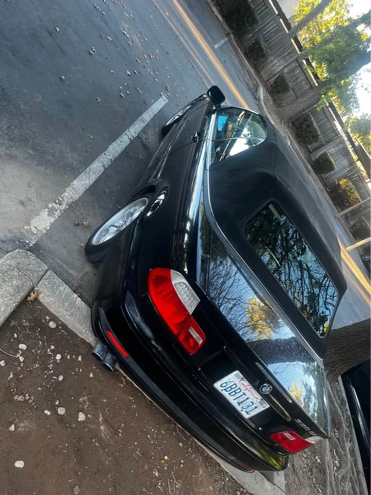 2004 BMW E46 330i & 330Ci - Image 2 of 5