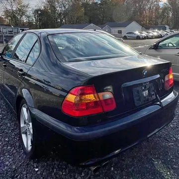 2004 BMW 330xi Sedan