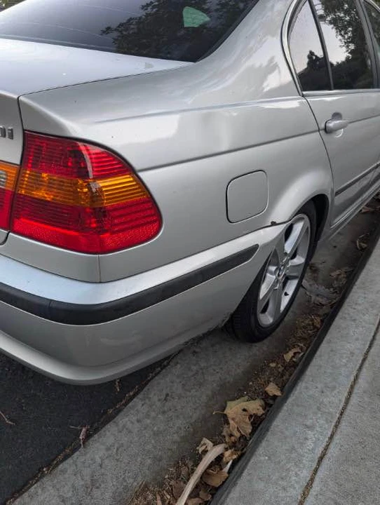2004 BMW E46 330i & 330Ci - Image 8 of 12